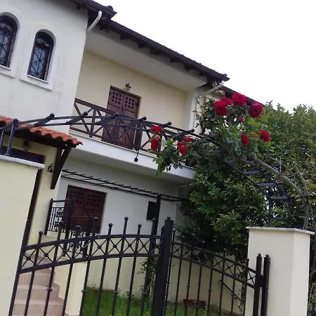 Marianthi's House